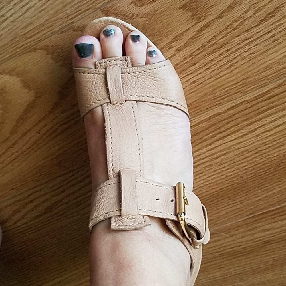 Franco Sarto T strap sandals wedge 7.5 light tan